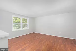 12821 Longleaf Ln, Herndon, VA 20170 - Photo 6