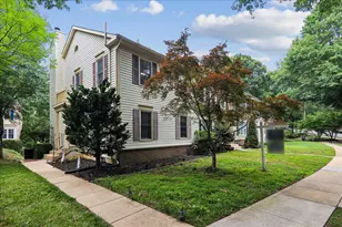 7408 Spring Tree Dr, Springfield, VA 22153 - Photo 2
