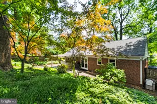 6237 Cheryl Dr, Falls Church, VA 22044 - Photo 44