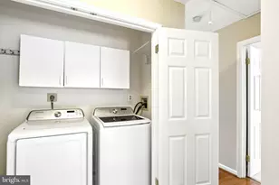 15204 General Stevens Ct, Chantilly, VA 20151 - Photo 22