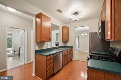 6505 Grange #303, Alexandria, VA 22315 - Photo 18