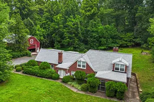 10622 Vale Rd, Oakton, VA 22124 - Photo 1