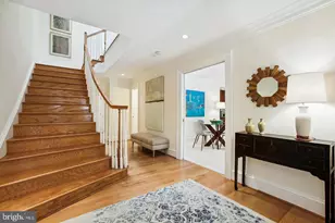 7022 Little Leaf Linden Ln, McLean, VA 22101 - Photo 2