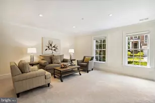 7022 Little Leaf Linden Ln, McLean, VA 22101 - Photo 6
