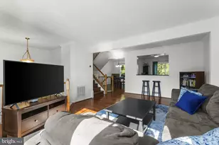 14519 Sully Lake Ct, Centreville, VA 20120 - Photo 12