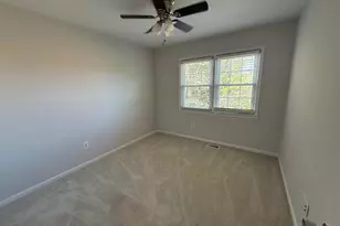 2430 Windbreak Dr, Alexandria, VA 22306 - Photo 12