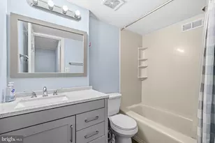 5013 Americana Dr, Annandale, VA 22003 - Photo 24