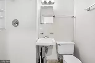 5013 Americana Dr, Annandale, VA 22003 - Photo 34