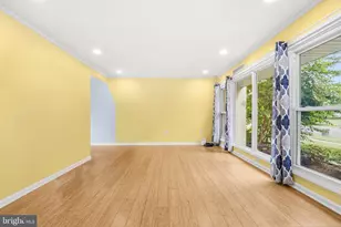 5013 Americana Dr, Annandale, VA 22003 - Photo 8
