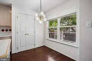 6610 Hunter Creek Ln, Alexandria, VA 22315 - Photo 12