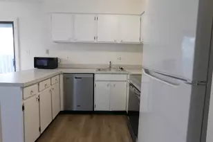 2130 Cartwright Pl, Reston, VA 20191 - Photo 10
