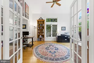 1608 Woodstock Ln, Reston, VA 20194 - Photo 20