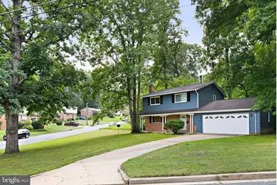 8701 Parliament, Springfield, VA 22151 - Photo 4