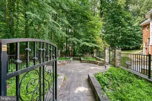 190 Falcon Ridge Rd, Great Falls, VA 22066 - Photo 88