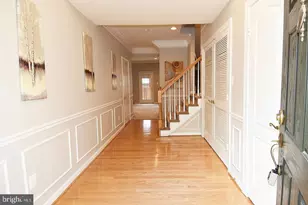 2814 Laura Gae Cir, Vienna, VA 22180 - Photo 2