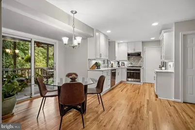 4915 Shadow Valley Drive, Fairfax, VA 22030 - Photo 18