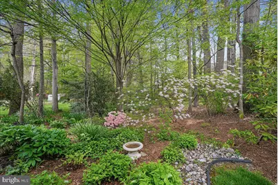 4915 Shadow Valley Drive, Fairfax, VA 22030 - Photo 40