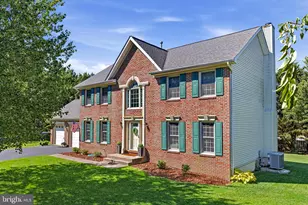 13425 Alfred Mill Ct, Herndon, VA 20171 - Photo 2