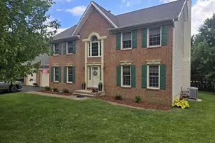 13425 Alfred Mill Ct, Herndon, VA 20171 - Photo 1