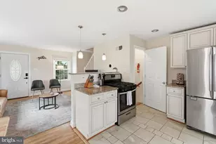 2250 Arlington Terrace, Alexandria, VA 22303 - Photo 8