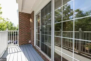 12621 Fair Crest Ct, Fairfax, VA 22033 - Photo 4