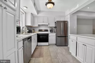 7716 Tiverton Drive, Springfield, VA 22152 - Photo 4