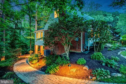 8640 Victoria Road, Springfield, VA 22151 - Photo 2