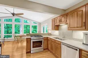 8640 Victoria Rd, Springfield, VA 22151 - Photo 40