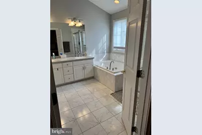 2304 Sawtooth Oak Court, Vienna, VA 22182 - Photo 20