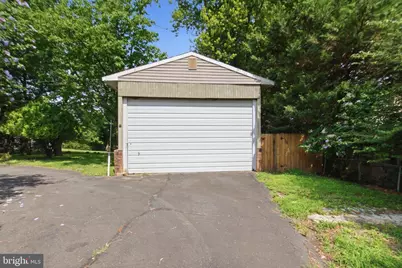 511 Malcolm Road NW, Vienna, VA 22180 - Photo 8