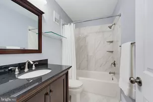 5849 Wye Oak Commons Ct, Burke, VA 22015 - Photo 20