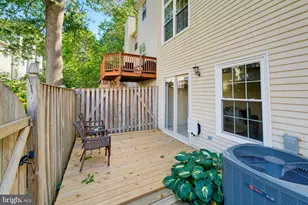 5849 Wye Oak Commons Ct, Burke, VA 22015 - Photo 26