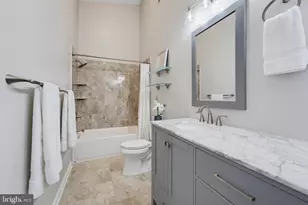 5849 Wye Oak Commons Ct, Burke, VA 22015 - Photo 16