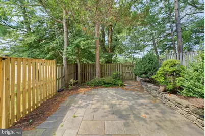 4918 Van Walbeek Place, Annandale, VA 22003 - Photo 28