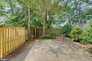 4918 Van Walbeek Pl, Annandale, VA 22003 - Photo 28