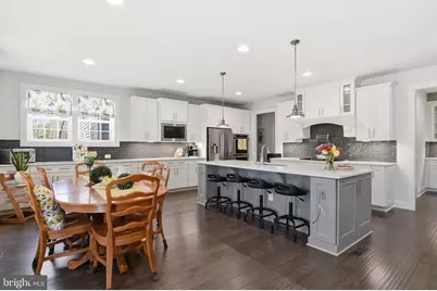 6820 Lilly Belle Court, Centreville, VA 20120 - Photo 12