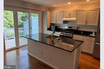 12097 Edgemere Circle, Reston, VA 20190 - Photo 12