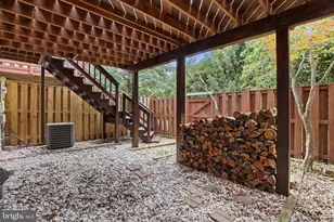 6428 Overcoat Ln, Centreville, VA 20121 - Photo 42