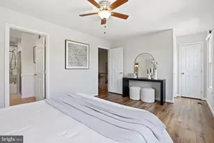 6428 Overcoat Ln, Centreville, VA 20121 - Photo 24