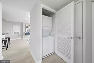 2451 Midtown Ave, Alexandria, VA 22303 - Photo 16