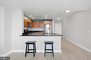 2451 Midtown Ave, Alexandria, VA 22303 - Photo 4