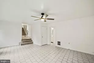 9086 Brook Ford Rd, Burke, VA 22015 - Photo 12