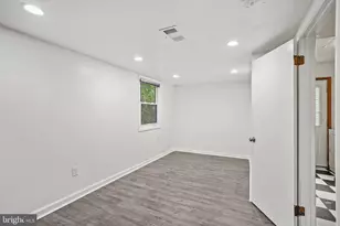 9086 Brook Ford Rd, Burke, VA 22015 - Photo 16