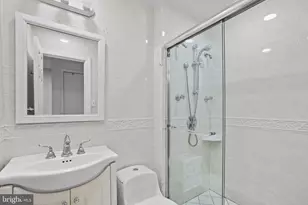9086 Brook Ford Rd, Burke, VA 22015 - Photo 28