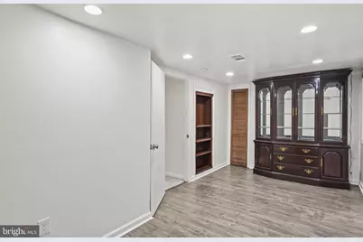 9086 Brook Ford Road, Burke, VA 22015 - Photo 14