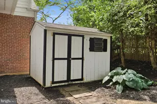 1904 Poole Ln, McLean, VA 22101 - Photo 36