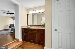2515 Halterbreak Ct, Herndon, VA 20171 - Photo 24