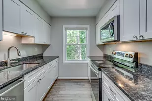 3374 Breckenridge Ct, Annandale, VA 22003 - Photo 10