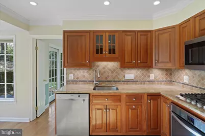 6543 Cedarwood Court, Falls Church, VA 22041 - Photo 12