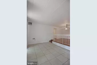 11607 Windbluff Court, Reston, VA 20191 - Photo 6
